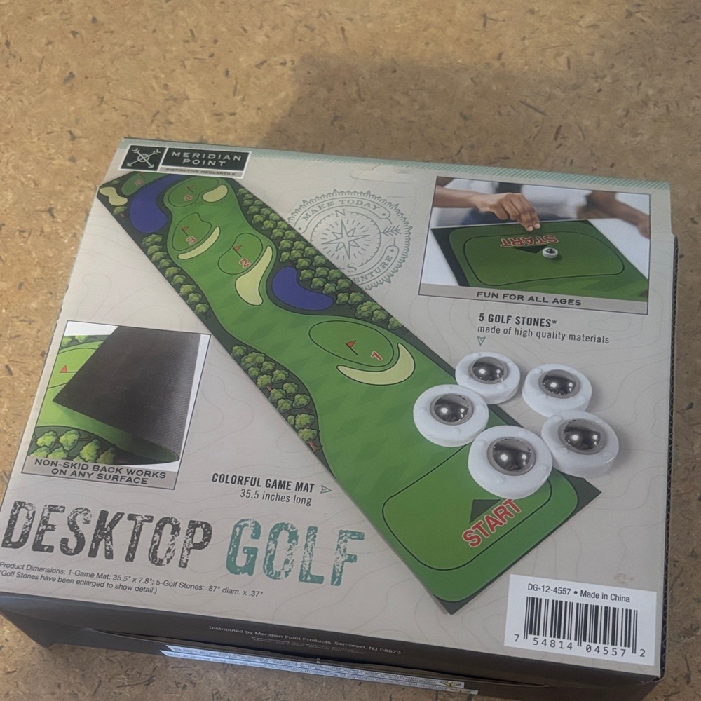 ⭐️2/$10 - Meridian Desktop Golf Game Set